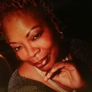 Meet your Posher, Maxs